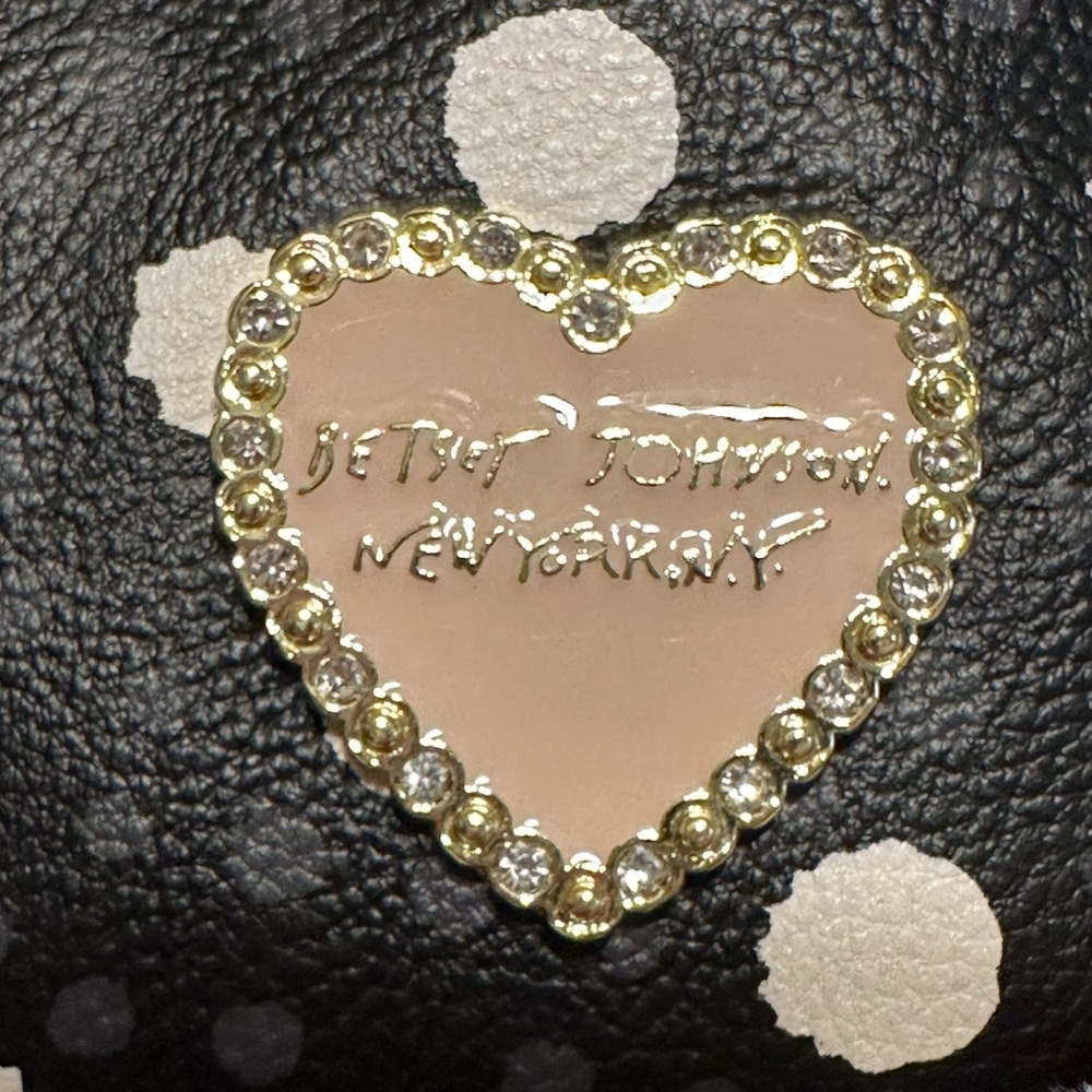 Betsey Johnson Handbag Pink Black Polka Dots W/ Pompon Charm 9”‎ x 7” - Picture 4 of 5